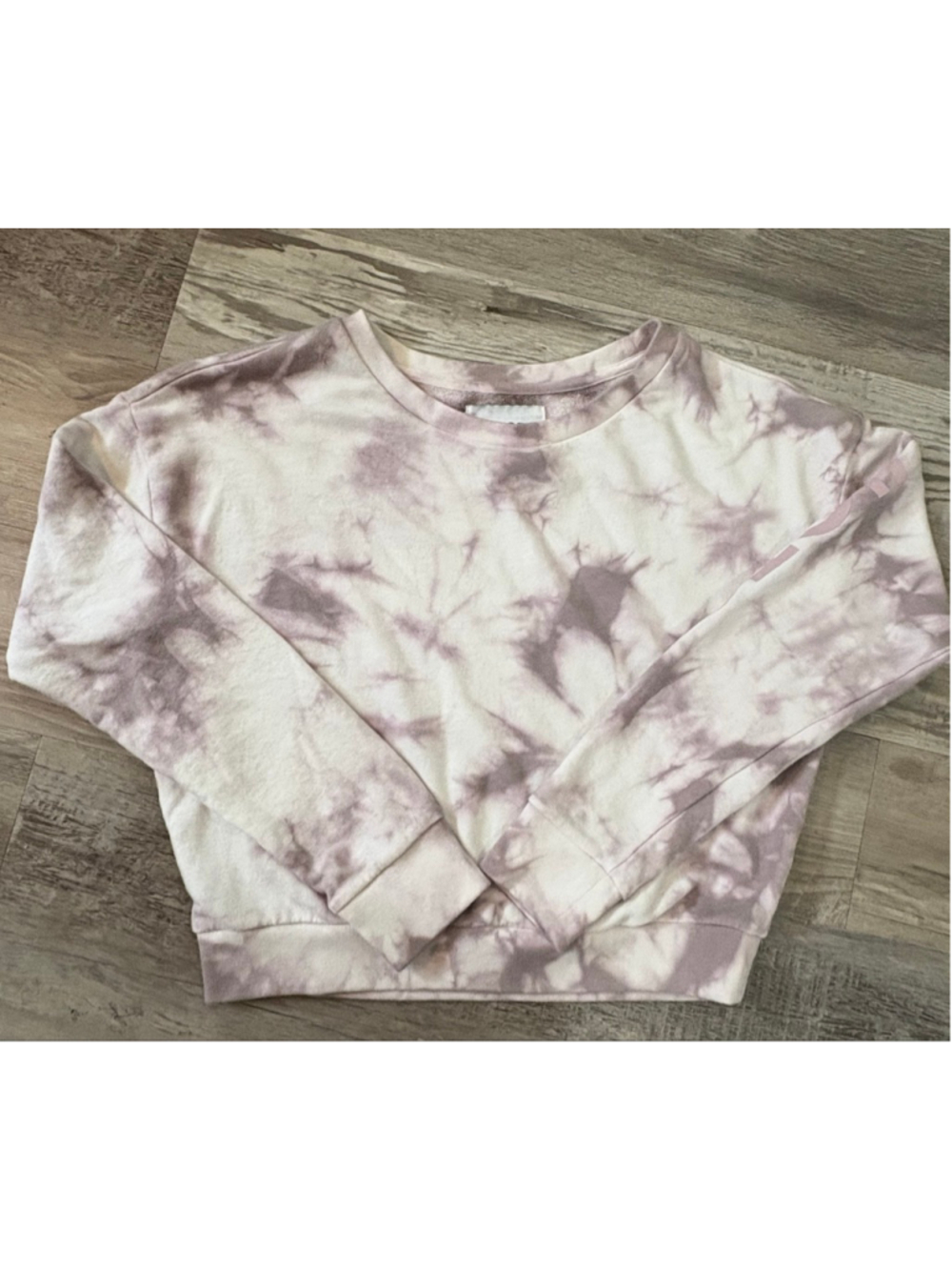 Victoria Sport Pastel Purple Cloud Tie Dye Crop Pullover Crewneck Small